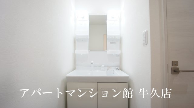 サンピアみどり野の独立洗面台