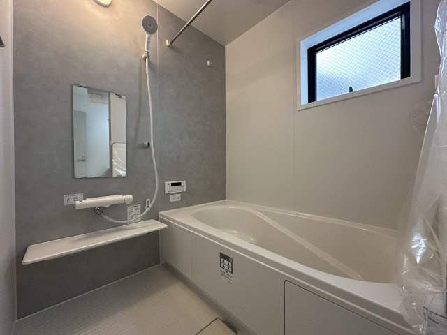 神戸市垂水区仲田2丁目新築戸建の浴室