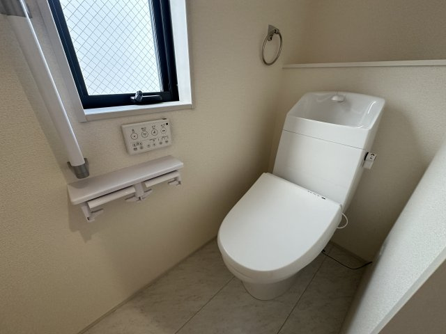 神戸市垂水区仲田2丁目新築戸建のトイレ