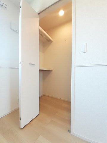 フォレスト　Ａの収納