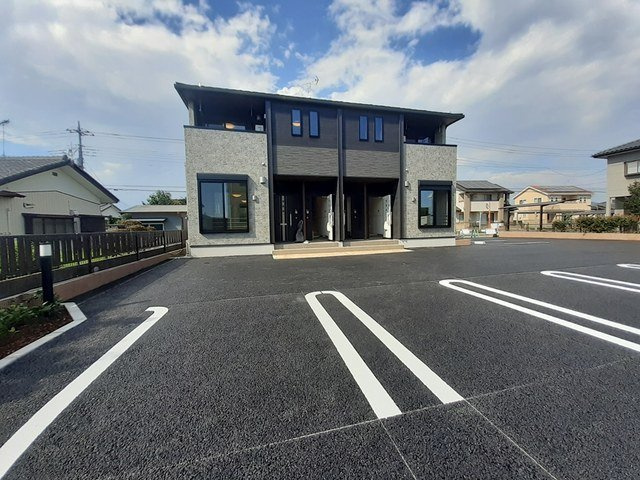 フォレスト　Ａの駐車場