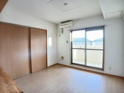 【居間・リビング】 | グランソレイユ西中央