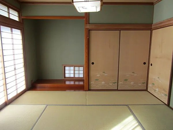 中西町の和室