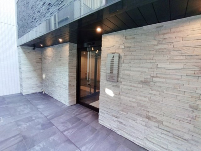 【エントランス】 | アドバンス神戸セラフィム | 落ち着いたエントランスです