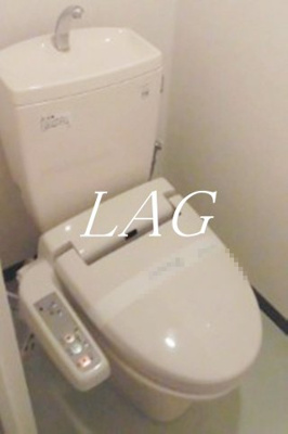 【トイレ】 | ニューロシティ D | トイレです。