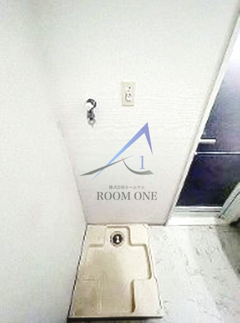 ステージファースト新御徒町の設備|洗濯機置き場です。