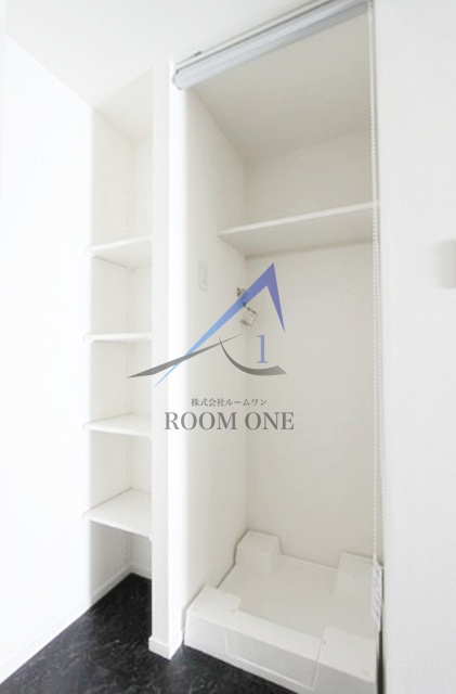 REILIS NISHIDAI AZの設備|洗濯機置き場です。