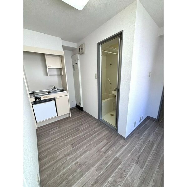 KSコート江坂東の居間・リビング