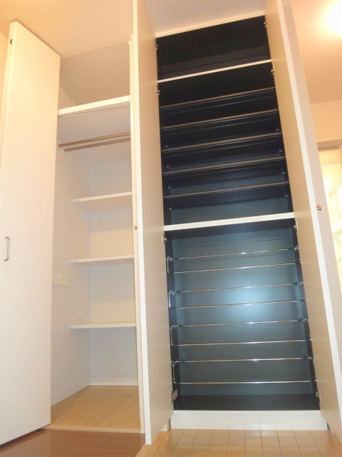 グリーンテラス南荻窪の玄関|★シューズボックス★