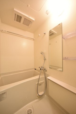 【浴室】 | GENOVIA神戸湊川公園