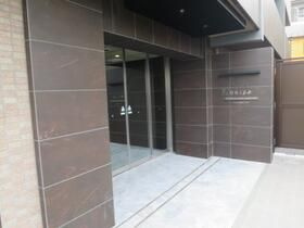 ブライズ大森東クアトロのエントランス