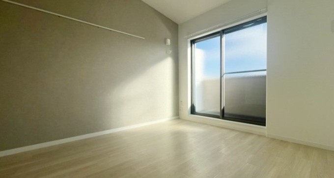 Lavare新中里の居間・リビング