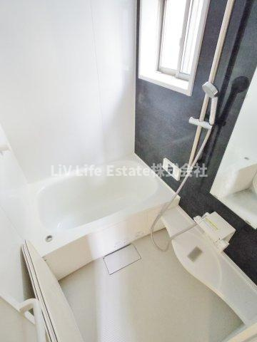 東村山市美住町１丁目のアパートの浴室