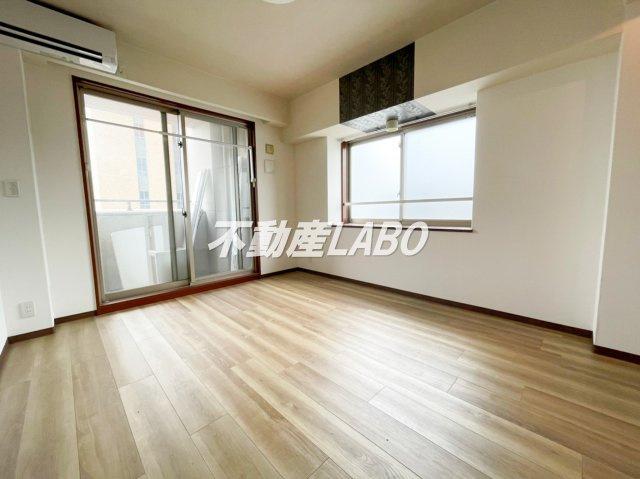 CITY SPIRE桜川Ⅱの居間・リビング