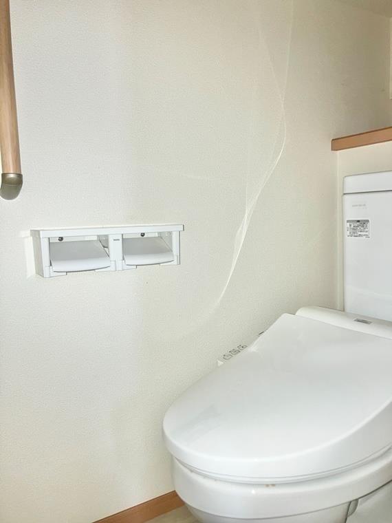 下矢切戸建のトイレ