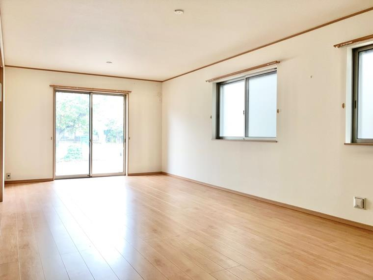 下矢切戸建の寝室