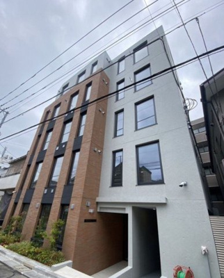 【外観】 | アトリオフラッツ高円寺ノース | 鉄筋コンクリート造のがっちりとした建物。