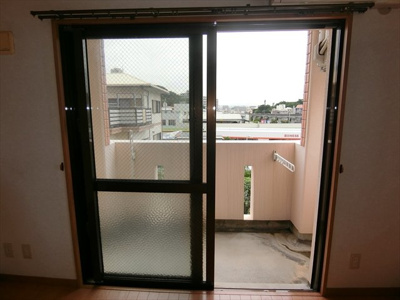  | プチィフルール