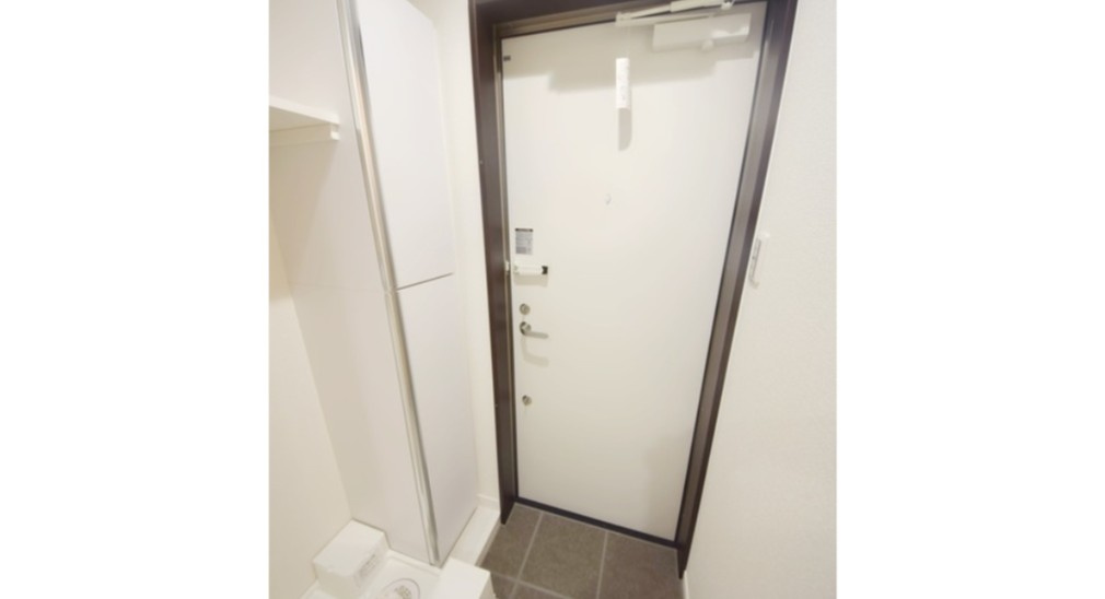 グランクオール竹ノ塚の玄関