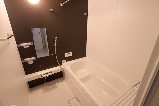 【トイレ】 | 《仲介手数料無料》南区四谷２丁目4-19(3号棟)新築一戸建てケイアイスタイル | 撮影日 2025年11月15日 15:00 晴れ