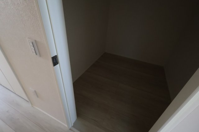 【収納】 | 《仲介手数料無料》南区四谷２丁目4-19(3号棟)新築一戸建てケイアイスタイル | 撮影日 2025年11月15日 15:00 晴れ