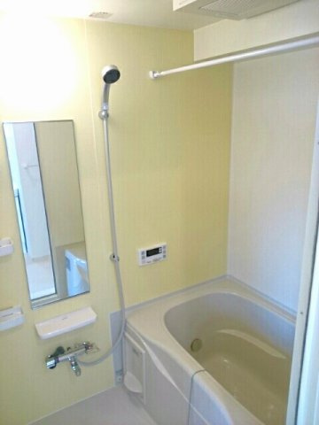 アルメリアＡの浴室