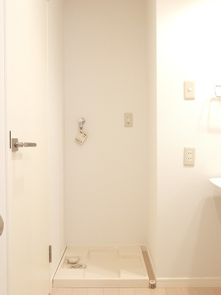 プライムアーバン初台のその他|洗濯機置き場　※参考写真