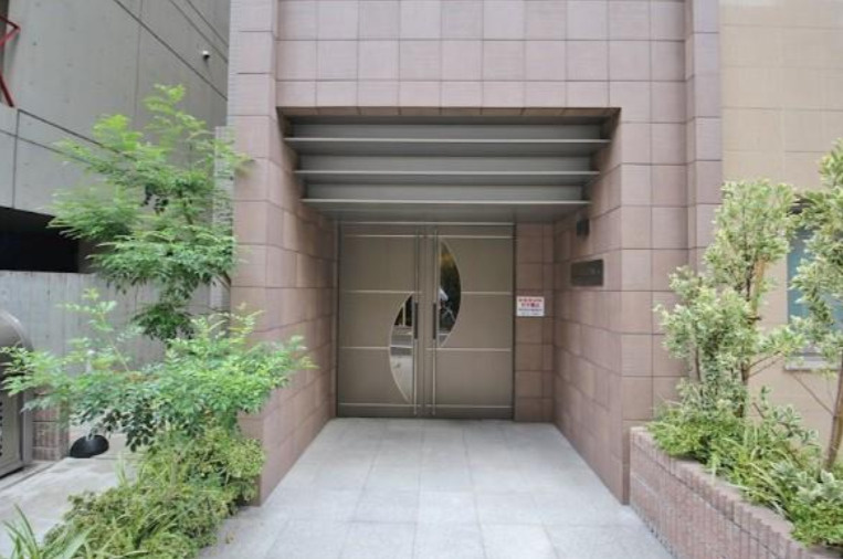 カノンパレス　最上階　礼金0　セキュリティ完備　のエントランス