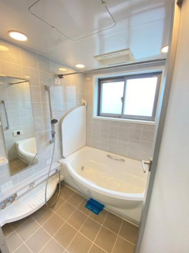 カノンパレス　最上階　礼金0　セキュリティ完備　の浴室