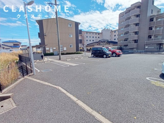 ピースガーデン　東新町　　刈谷市近郊の賃貸はクラスホーム刈谷店の駐車場