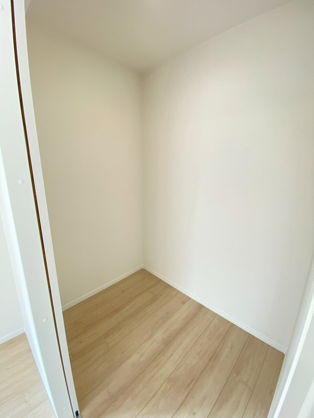 明石市大久保町高丘2丁目　新築戸建の洋室