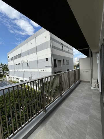 【バルコニー】