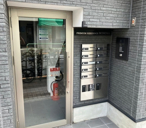 PREMIUM RESIDENCE MINOWAのエントランス