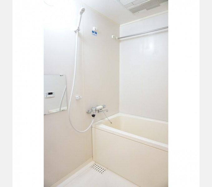 アプリーテ梶ヶ谷の浴室