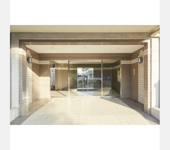 アプリーテ梶ヶ谷のエントランス