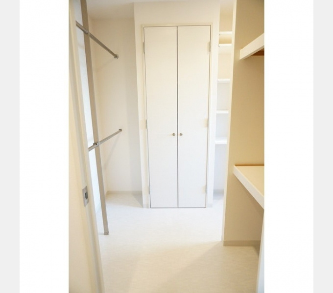 アプリーテ梶ヶ谷の玄関