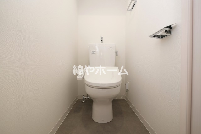 ソルテラスOSAKA MID EAST クレアストのトイレ|コンパクトで使いやすいトイレです