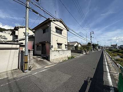 温品3丁目の前面道路含む現地写真