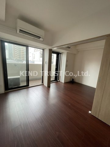 ファーストフィオーレ梅田イーストの居間・リビング|使いやすい居間です