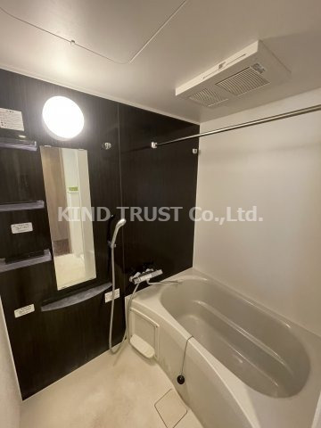 ファーストフィオーレ梅田イーストの浴室|日々の疲れを癒すお風呂付です