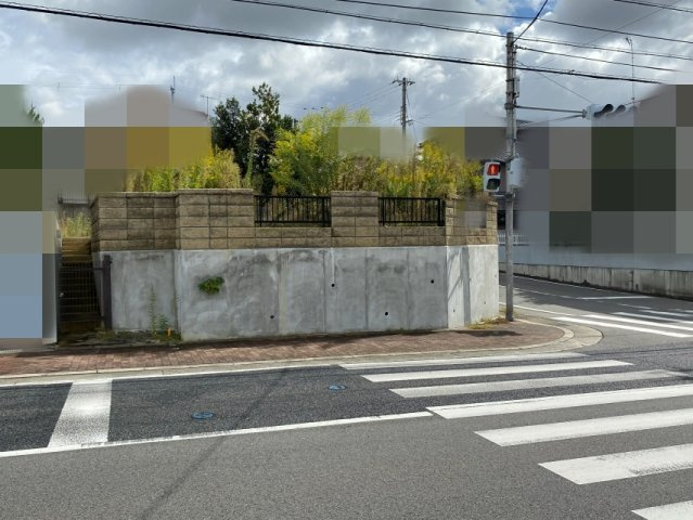 明石市大久保町高丘２丁目　売土地の前面道路含む現地写真