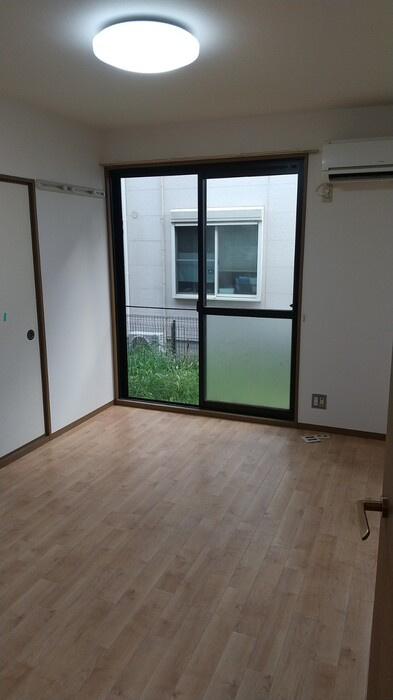 ハイカムールエリアＢの居間・リビング