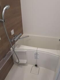 ＡＺＥＳＴ青砥IIの浴室