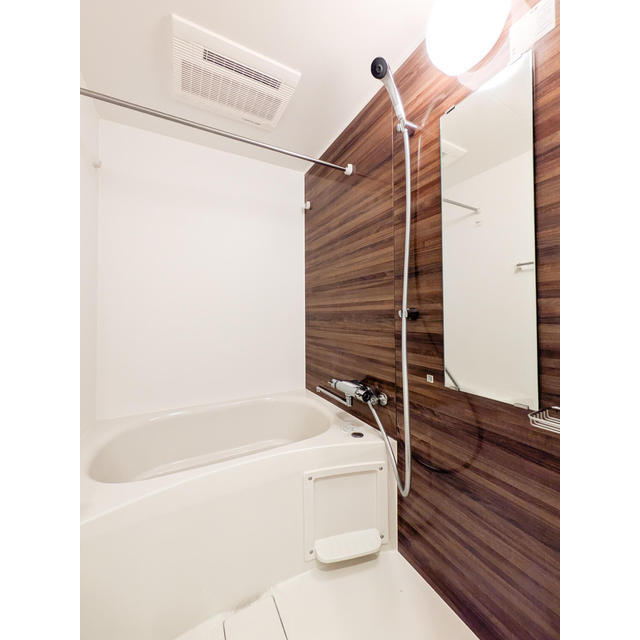 オーパスホームズ南行徳の浴室