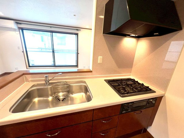 目黒区駒場　中古戸建のキッチン