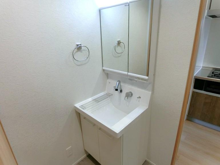 ガレ本八幡の洗面所|洗面所