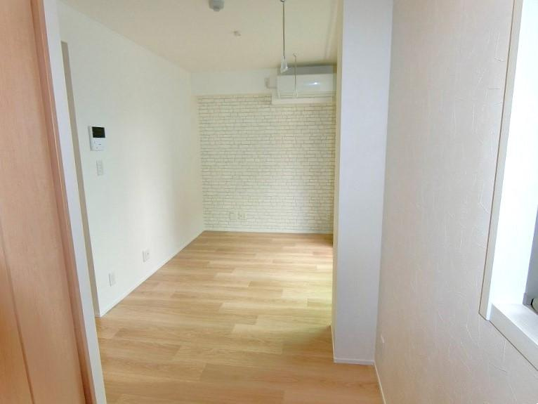 ガレ本八幡の居間・リビング|リビング