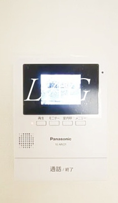 【セキュリティ】 | フェリーチェ | モニター付きインターホンです。