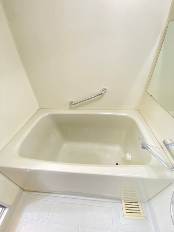 ライフ新神戸の浴室