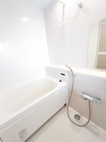 日生行徳マンションの浴室|きれいなお風呂です